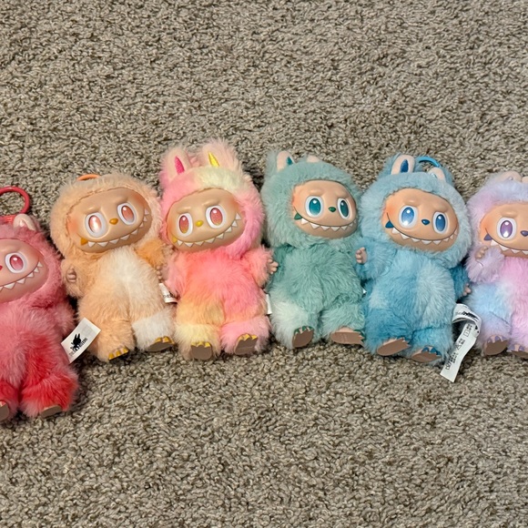 Popmart Labubu big into energy set of 6 no box 📦 - Picture 2 of 11